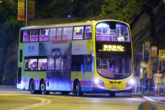 TY4044 @ 95C 由 1220KP3470 於 香港仔大道面向聖伯多祿堂巴士站(聖伯多祿堂梯)拍攝