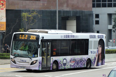 SE8351 @ 203C 由 KL Cheung 於 達之路右轉又一城巴士總站門(入又一城巴士總站門)拍攝