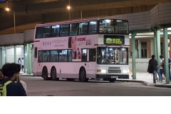 GZ9930 @ 68A 由 九龍灣廠兩軸車仔 於 青衣機鐵站巴士總站橫排上客站梯(青機橫排坑梯)拍攝