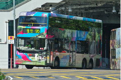 PC6429 @ 95 由 justusng 於 西九龍站巴士總站轉出海泓道門(西九出站門)拍攝