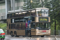 KR4210 @ 74A 由 TC8009 於 寶雅路太和巴士總站入站梯(太和入站梯)拍攝